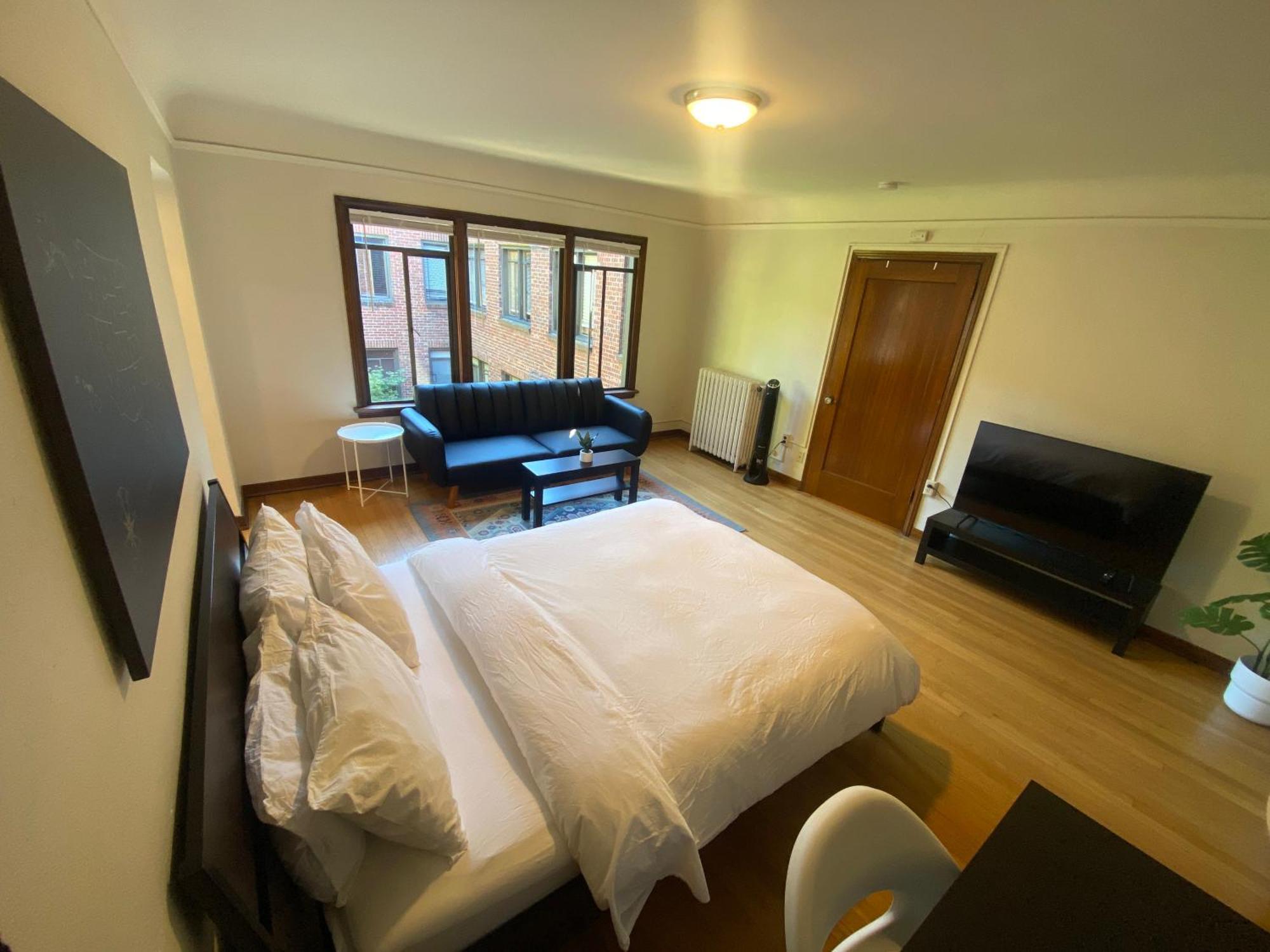 Furnished Apartments - Climate Pledge Arena Next Door Seattle Exterior foto
